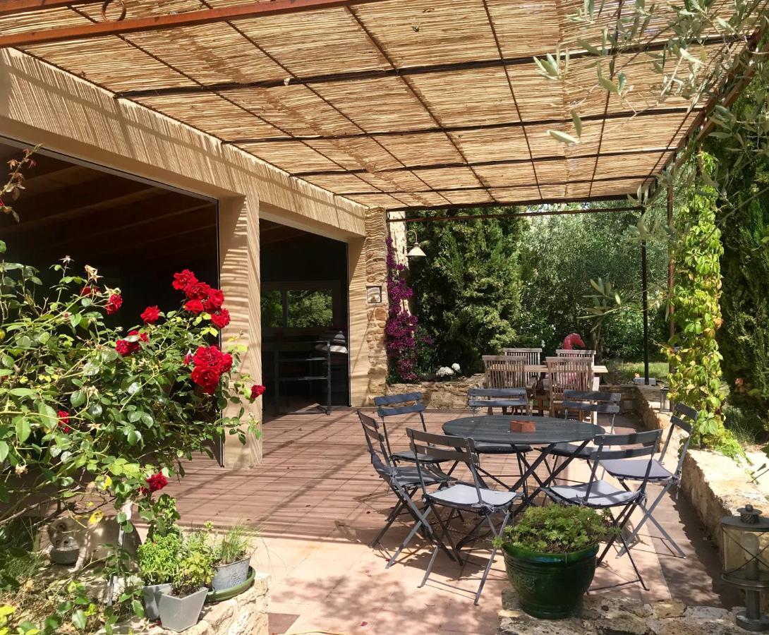 Domaine Du Commandeur Acomodação com café da manhã Mondragon Exterior foto
