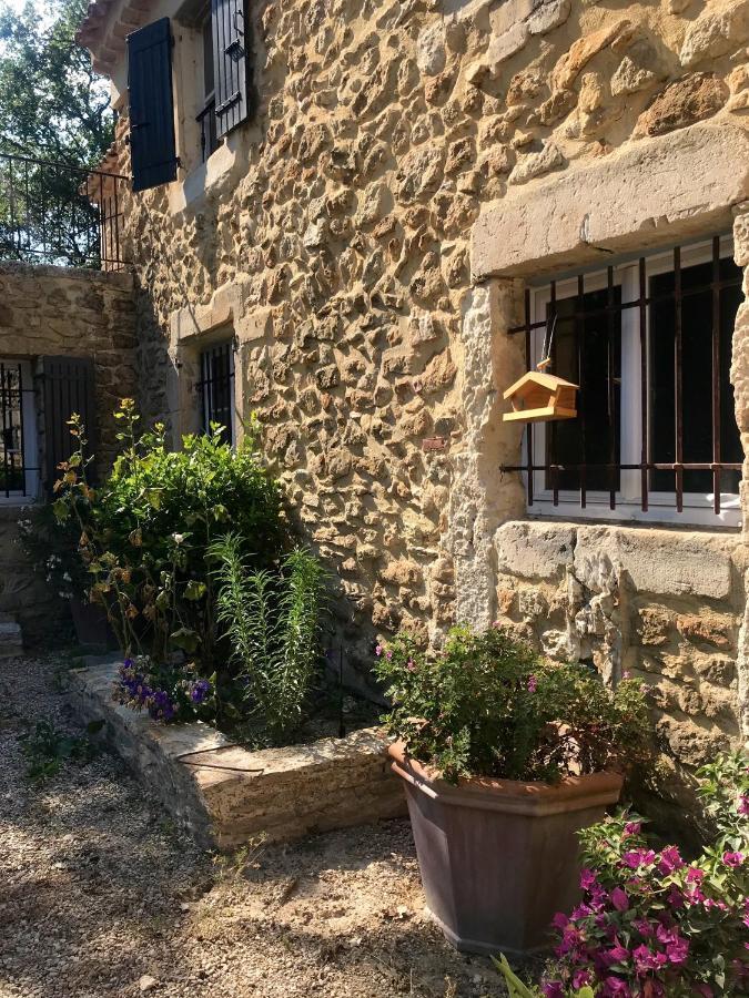 Domaine Du Commandeur Acomodação com café da manhã Mondragon Exterior foto